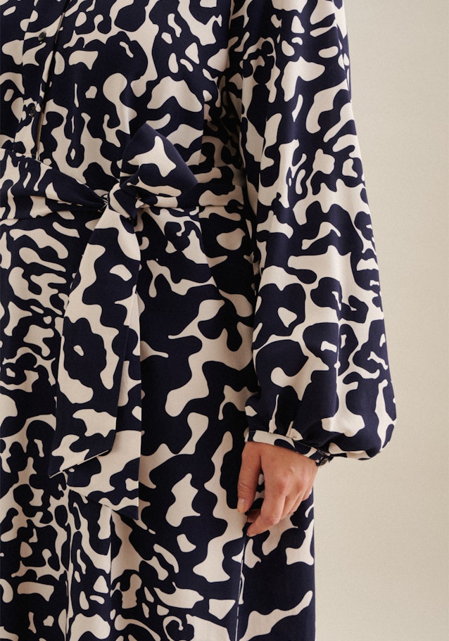 Curvy Kragen Kleid Regular in Dunkelblau |  Seidensticker Onlineshop