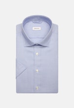 Non-iron Structure Short sleeve Business Shirt in Shaped with Kent-Collar in Light Blue |  Seidensticker Onlineshop