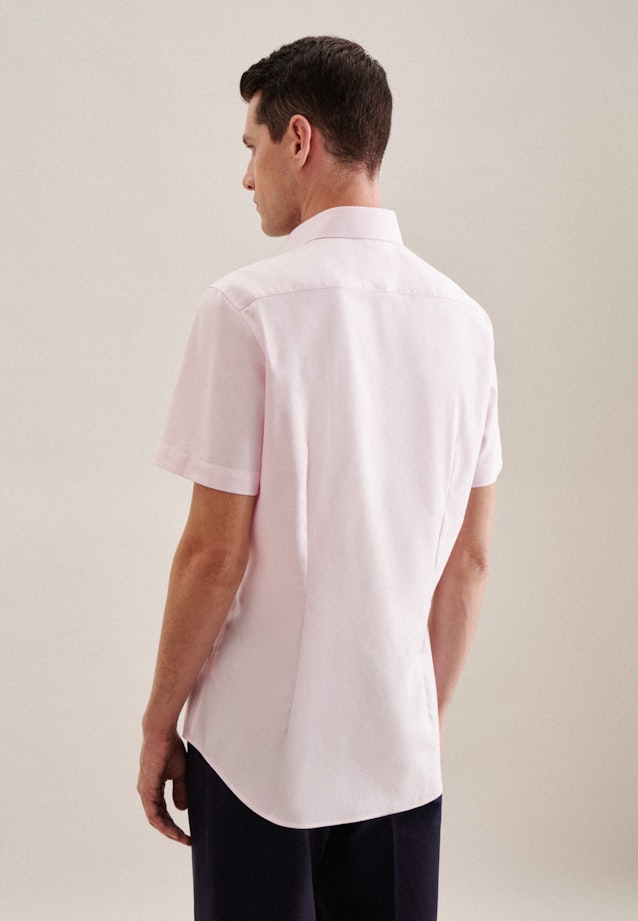 Bügelfreies Struktur Kurzarm Business Hemd in Shaped mit Kentkragen in Rosa/Pink | Seidensticker Onlineshop