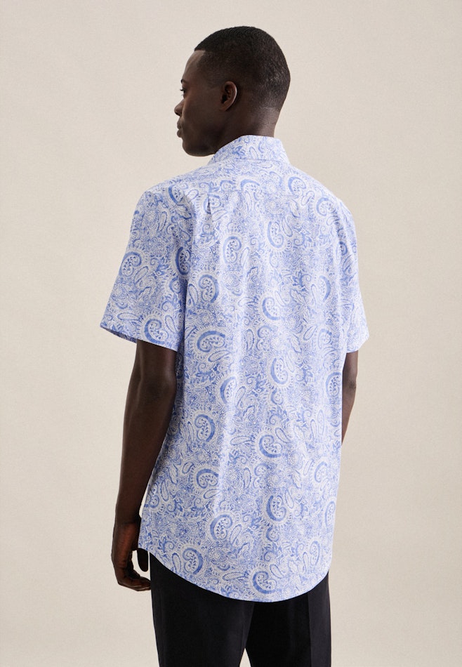 Poplin Short sleeve Business Shirt in Regular with Kent-Collar in Light Blue | Seidensticker online shop