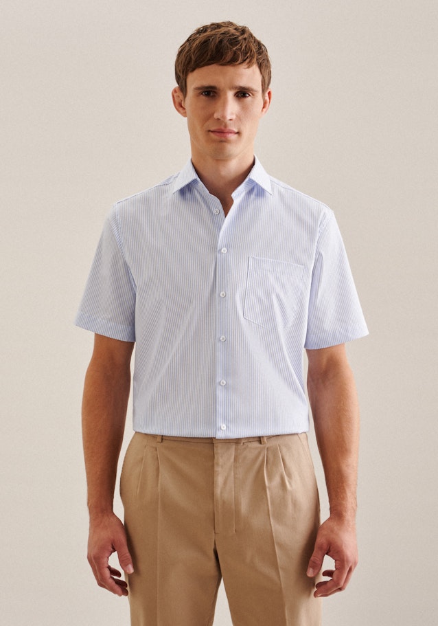 Non-iron Twill Short sleeve Business Shirt in Regular with Kent-Collar in Light Blue | Seidensticker Onlineshop