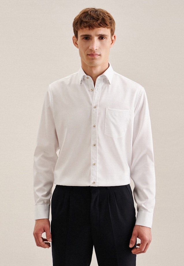 Non-iron Twill Business Shirt in Regular with Covered-Button-Down-Collar in White | Seidensticker Onlineshop
