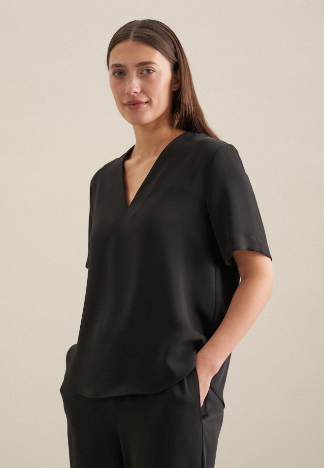 V-Neck Shirt Blouse in Black | Seidensticker online shop