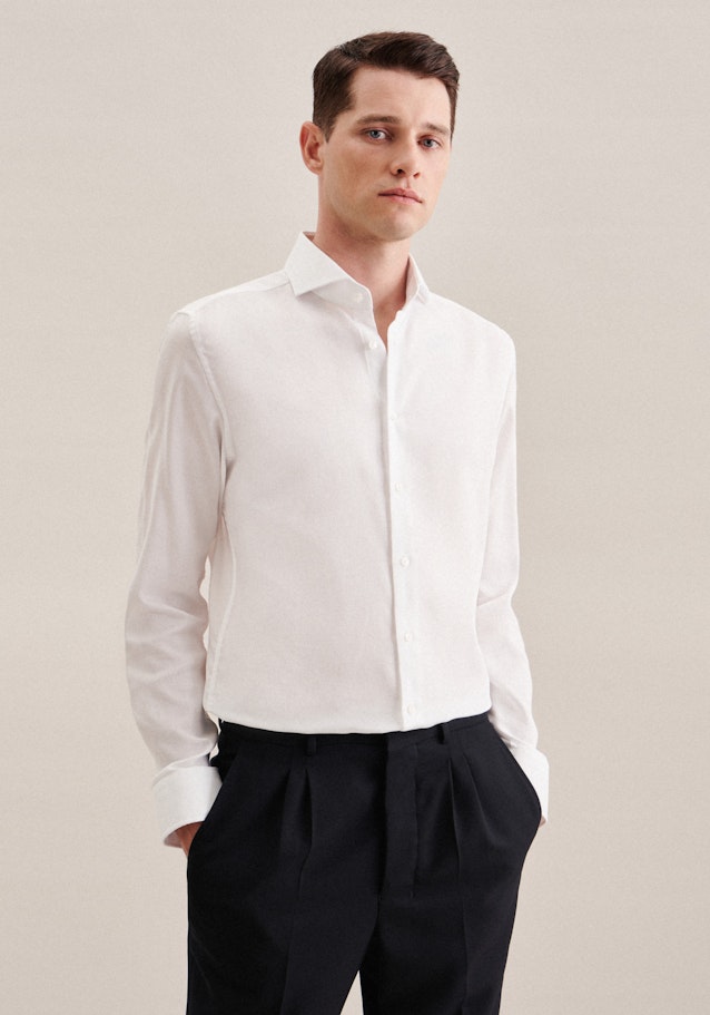 Non-iron Structure Business Shirt in Slim with Shark Collar in White | Seidensticker Onlineshop