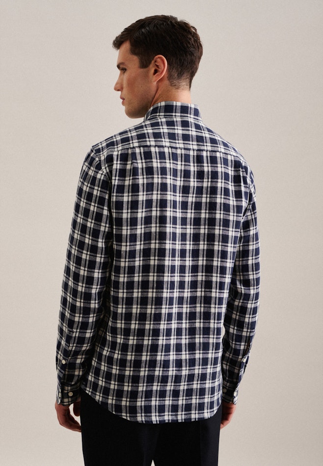 Chemise casual in Regular with Col Boutonné dans Bleu Foncé | Boutique en ligne Seidensticker