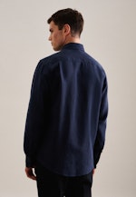 Leinen Casual Hemd in Regular mit Button-Down-Kragen in Dunkelblau |  Seidensticker Onlineshop