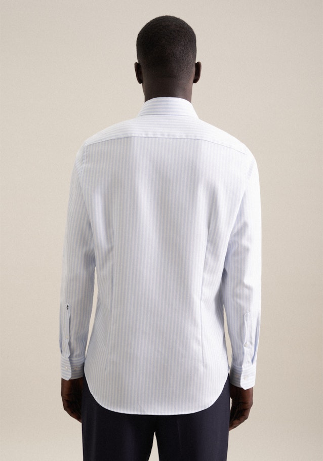 Non-iron Twill Business Shirt in Slim with Shark Collar in Light Blue | Seidensticker Onlineshop