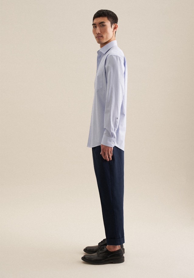 Twill Business Shirt in Regular with Kent-Collar and extra long sleeve in Light Blue |  Seidensticker Onlineshop
