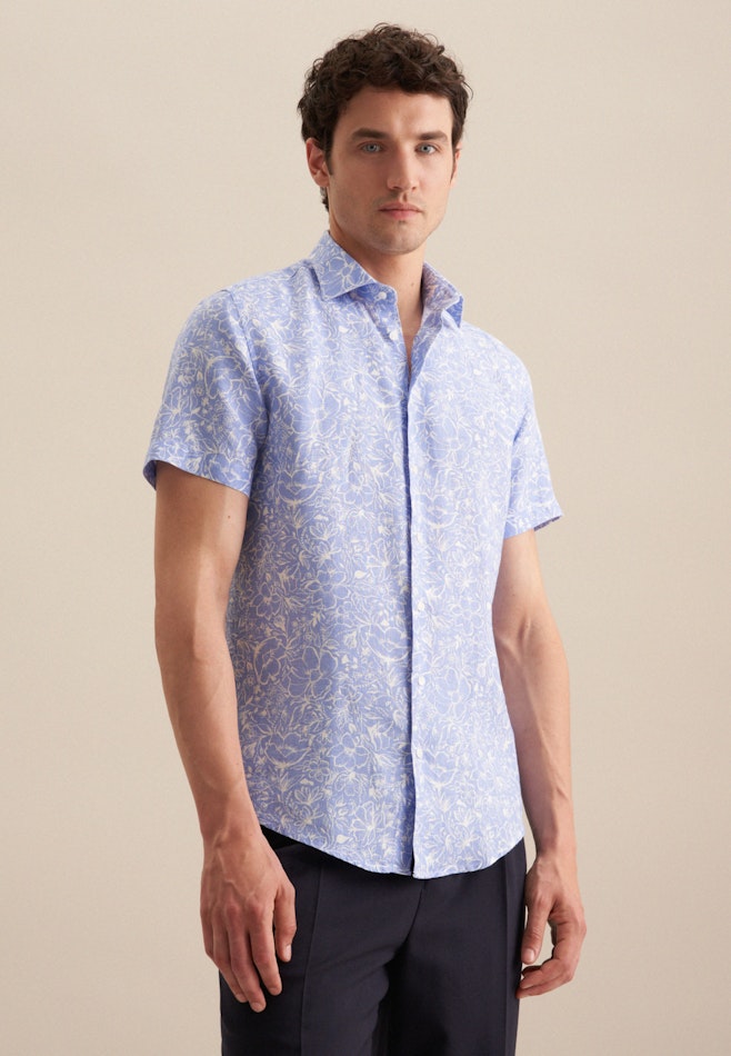 Linen Short sleeve Business Shirt in Slim with Kent-Collar in Light Blue | Seidensticker online shop
