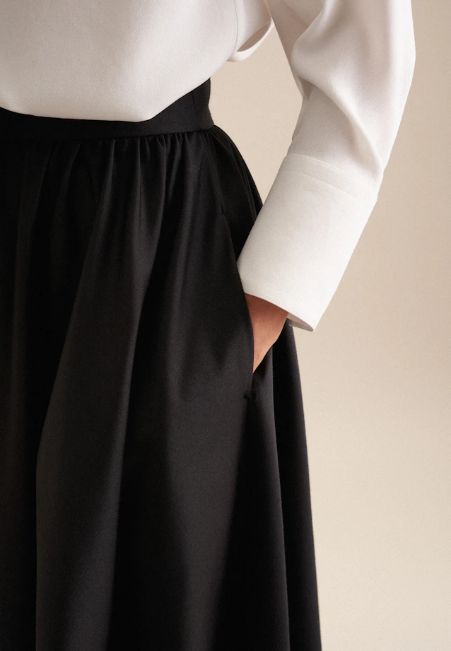 Rock Uni in Schwarz |  Seidensticker Onlineshop