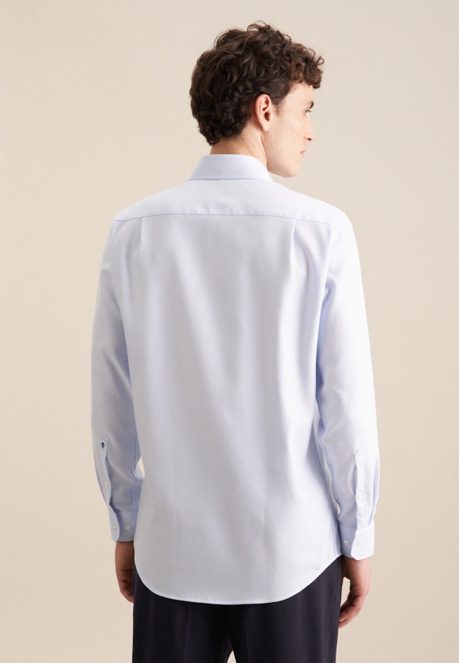 Non-iron Twill Business shirt in Regular with Kent-Collar in Light Blue | Seidensticker online shop