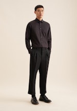 Chemise Business Slim Satin Col Kent in Noir |  Seidensticker Onlineshop