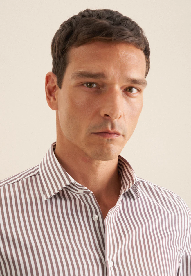 Shaped Business shirt Stripes in Braun | Seidensticker online shop