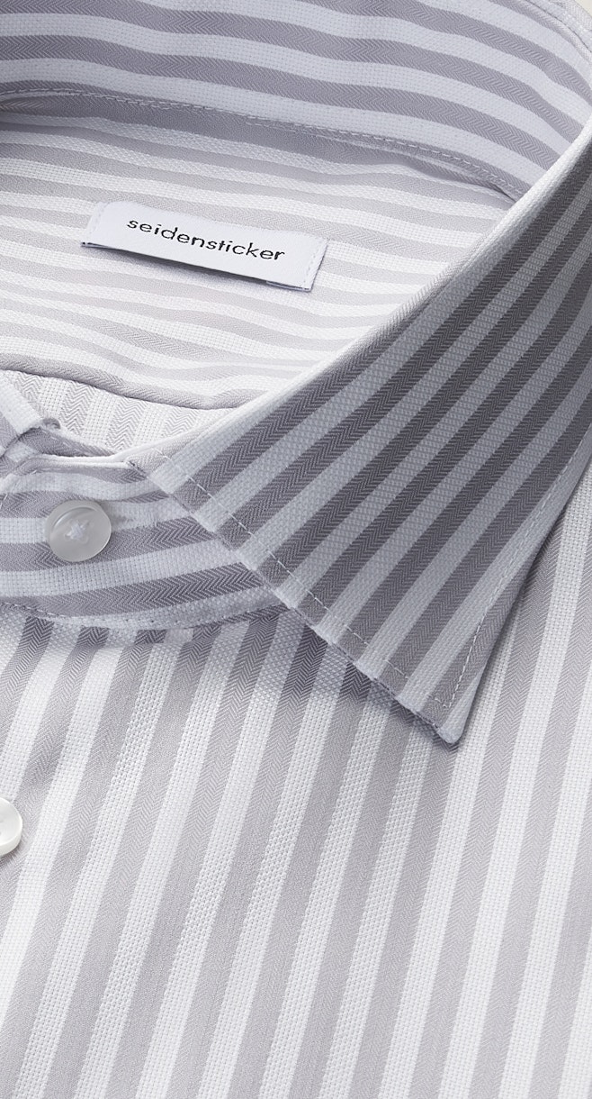 Shaped Chemise d'affaires Rayures dans Gris | Boutique en ligne Seidensticker