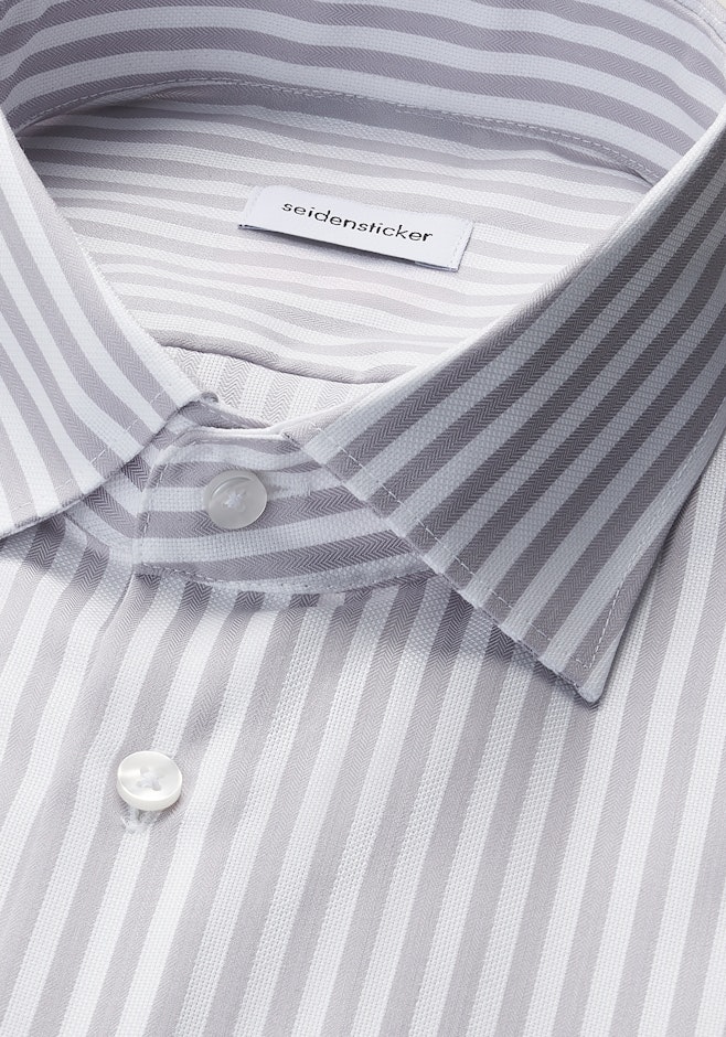Shaped Chemise d'affaires Rayures dans Gris | Boutique en ligne Seidensticker