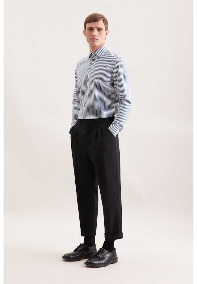 Shaped Business Hemd Gestreift in Grün |  Seidensticker Onlineshop