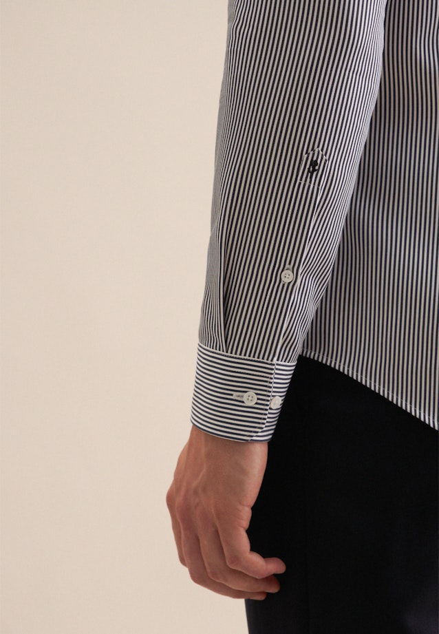 Slim Business Hemd Gestreift in Dunkelblau |  Seidensticker Onlineshop