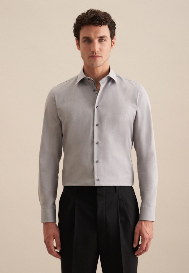 Non-iron Structure Business Shirt in Shaped with Kent-Collar in Grey | Seidensticker online shop