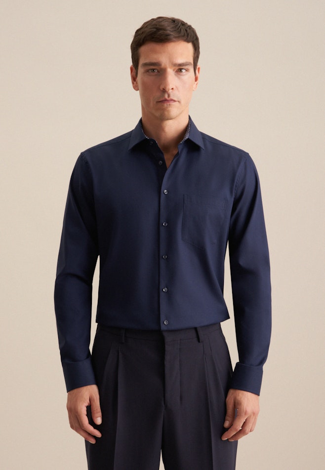 Non-iron Twill Business Shirt in Regular with Kent-Collar in Dark Blue | Seidensticker online shop