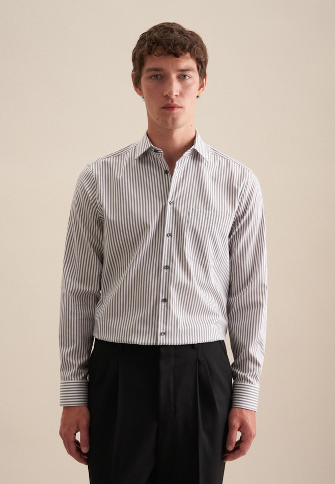 Non-iron Twill Business Shirt in Regular with Kent-Collar in Grey | Seidensticker online shop