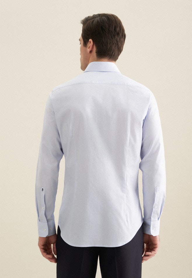 Twill Business Shirt in X-Slim with Kent-Collar and extra long sleeve in Light Blue | Seidensticker online shop