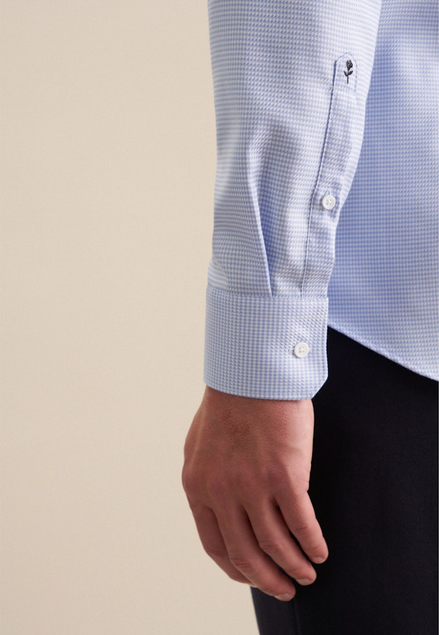 Easy-iron Satin Business Shirt in Slim with Kent-Collar in Light Blue |  Seidensticker Onlineshop