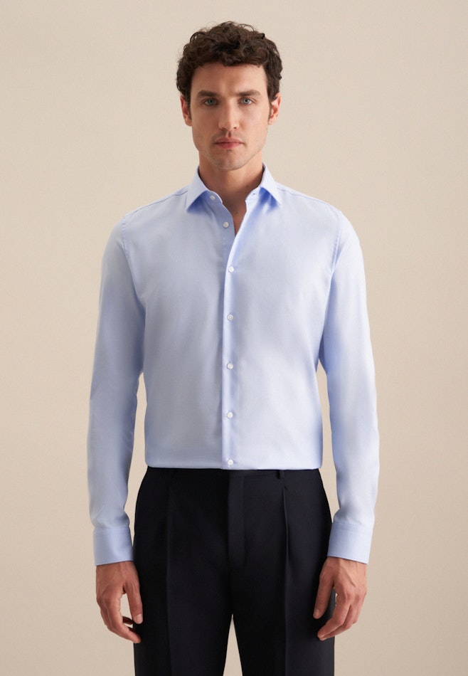 Chemise Business Slim Col Kent  manches extra-longues dans Hellblau | Boutique en ligne Seidensticker