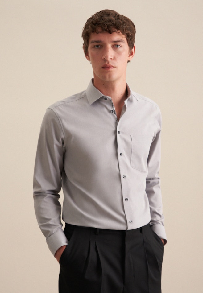 Non-iron Structure Business Shirt in Comfort with Kent-Collar in Grey | Seidensticker online shop