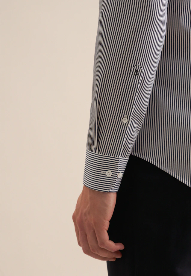 Shaped Business Hemd Gestreift in Navy blue |  Seidensticker Onlineshop