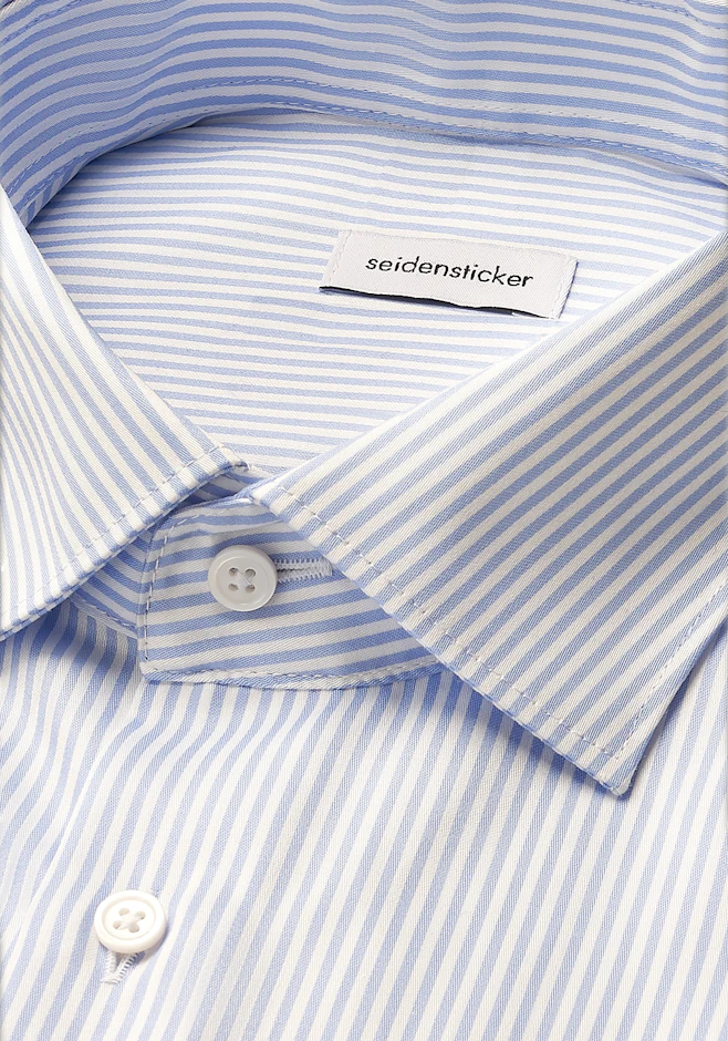 Shaped Chemise d'affaires Rayures dans Bleu Moyen | Boutique en ligne Seidensticker