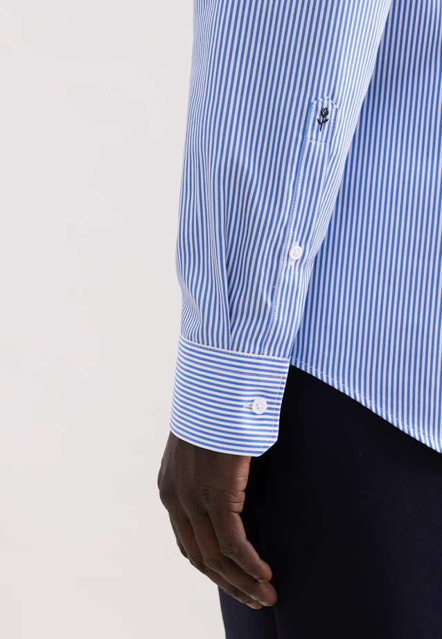 Shaped Chemise d'affaires Rayures in Bleu Moyen |  Seidensticker Onlineshop