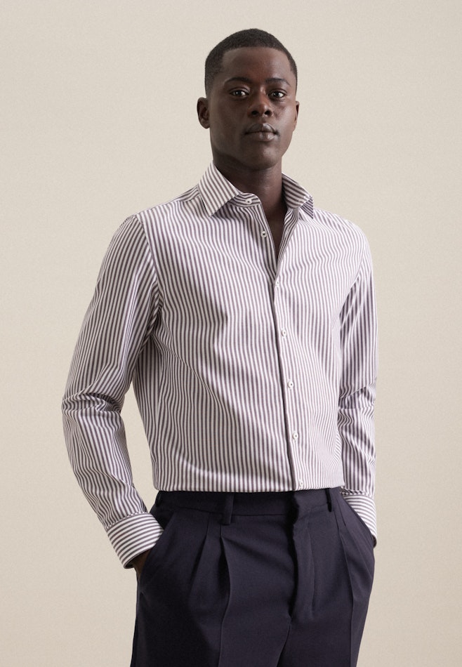 Non-iron Poplin Business Shirt in Slim with Kent-Collar in Purple | Seidensticker online shop