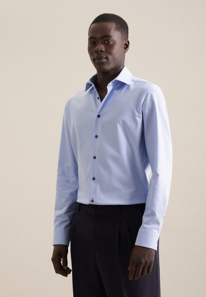 Chemise performance X-Slim Twill (sergé) Col Kent dans Bleu Clair | Boutique en ligne Seidensticker