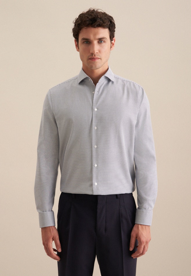 Non-iron Structure Business Shirt in Regular with Kent-Collar in Medium Blue | Seidensticker online shop