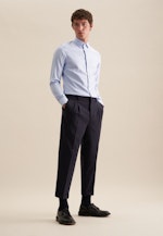 Easy-iron Satin Business Shirt in Shaped with Kent-Collar in Light Blue |  Seidensticker Onlineshop