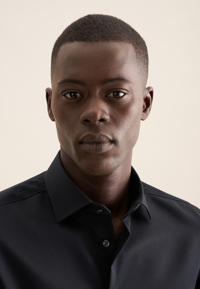 Shaped Business shirt Uni in Schwarz |  Seidensticker Onlineshop