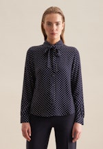 Crepe Tie-Neck Blouse in Dark Blue |  Seidensticker Onlineshop