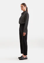 Hemdbluse aus Viskose mit abnehmbarer Schluppe in Schwarz |  Seidensticker Onlineshop