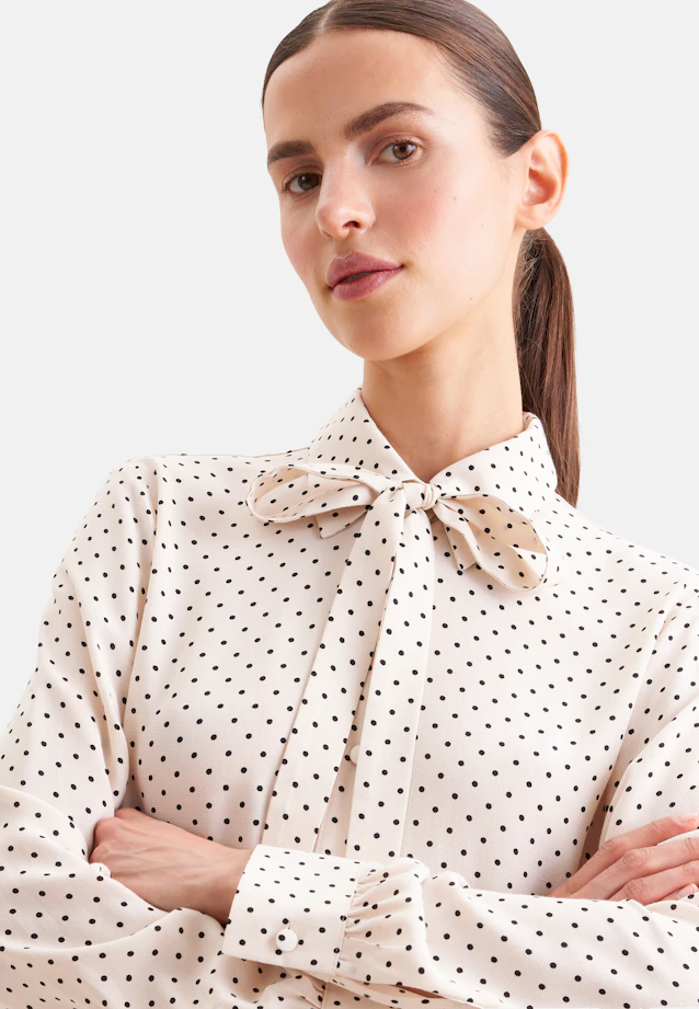 Hemdbluse aus Viskose mit abnehmbarer Schluppe in Beige |  Seidensticker Onlineshop