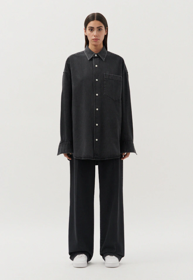 Oversized Denim shirt Uni in Black | Seidensticker online shop