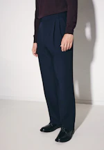 Wide-Leg Chino mit Bundfalten und adjustable waist in Dunkelblau |  Seidensticker Onlineshop