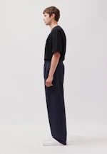 Wide-Leg Chino mit Bundfalten und adjustable waist in Dunkelblau |  Seidensticker Onlineshop