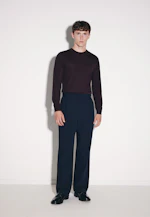 Wide-Leg Chino mit Bundfalten und adjustable waist in Dunkelblau |  Seidensticker Onlineshop