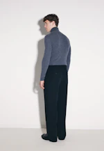 Wide-Leg Chino mit Bundfalten und adjustable waist in Schwarz |  Seidensticker Onlineshop