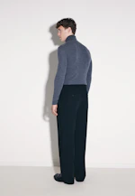 Wide-Leg Chino mit Bundfalten und adjustable waist in Schwarz |  Seidensticker Onlineshop