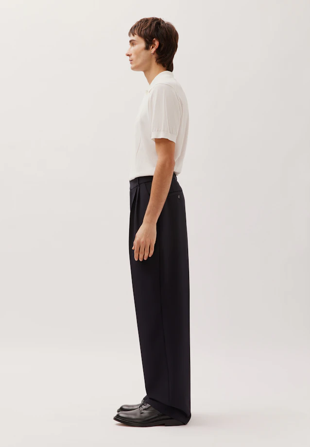 Wide-Leg Chino mit Bundfalten und adjustable waist in Noir |  Seidensticker Onlineshop