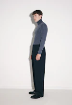 Wide-Leg Chino mit Bundfalten und adjustable waist in Schwarz |  Seidensticker Onlineshop