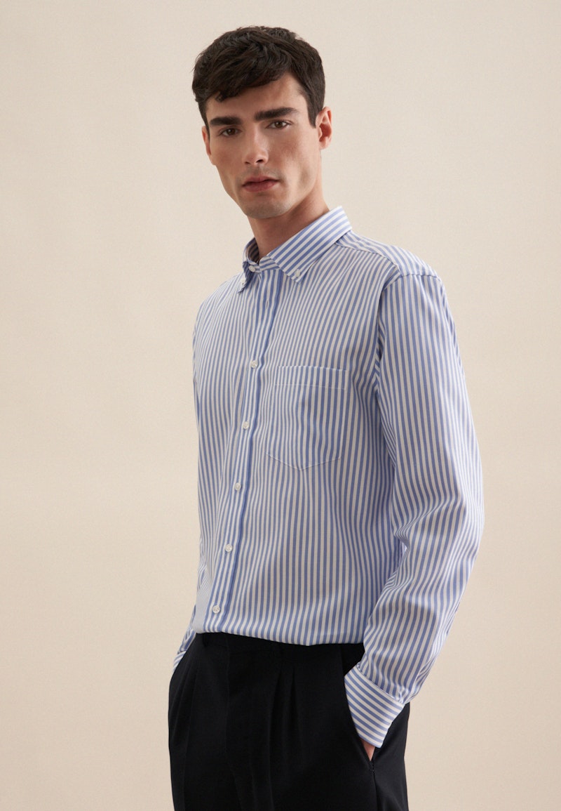 Non-iron Herringbone pattern Business Shirt in Regular with Button-Down-Collar