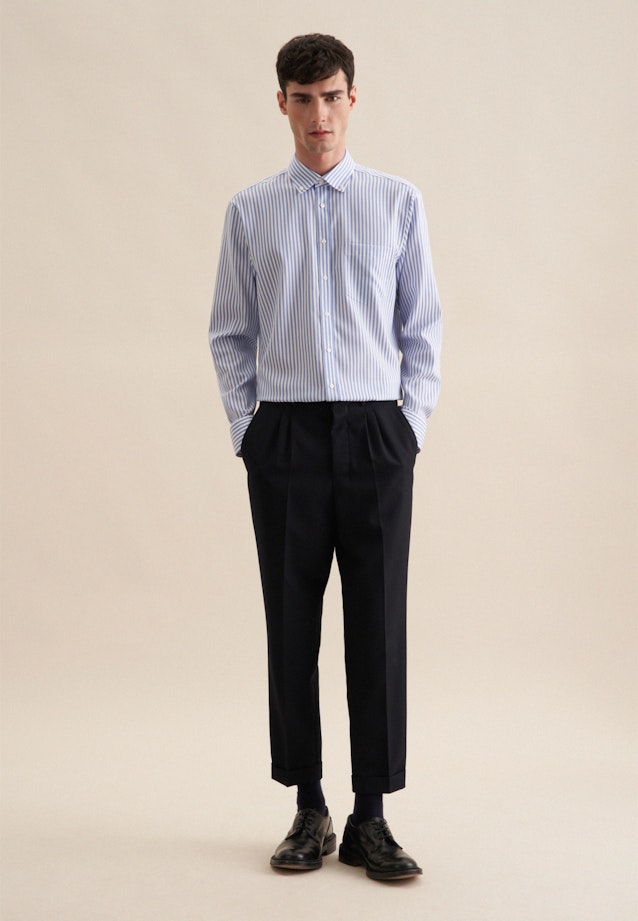 Non-iron Herringbone pattern Business Shirt in Regular with Button-Down-Collar in Light Blue |  Seidensticker Onlineshop