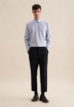 Non-iron Herringbone pattern Business Shirt in Regular with Button-Down-Collar in Light Blue |  Seidensticker Onlineshop